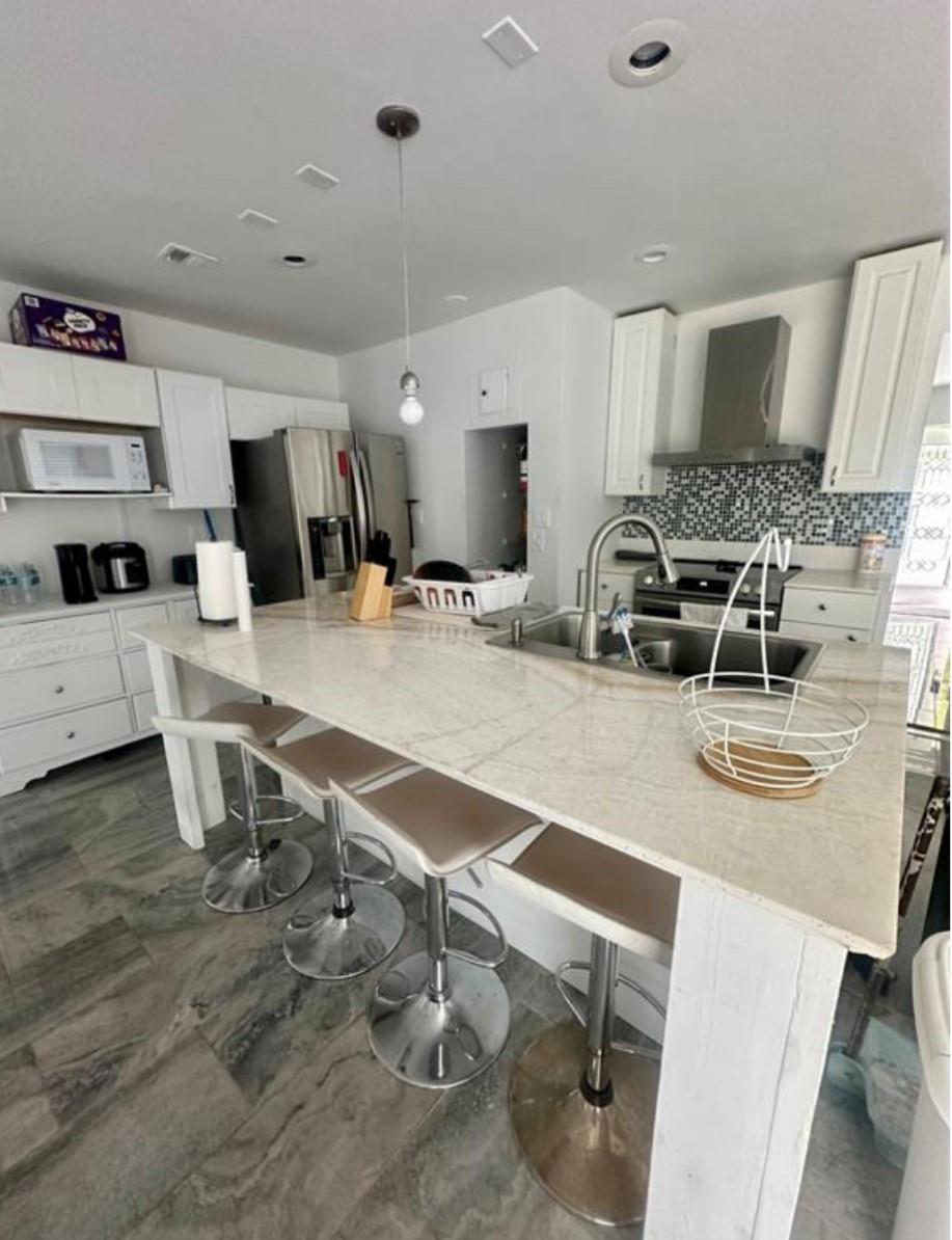 Hollywood Little Ranches - Residential Lease