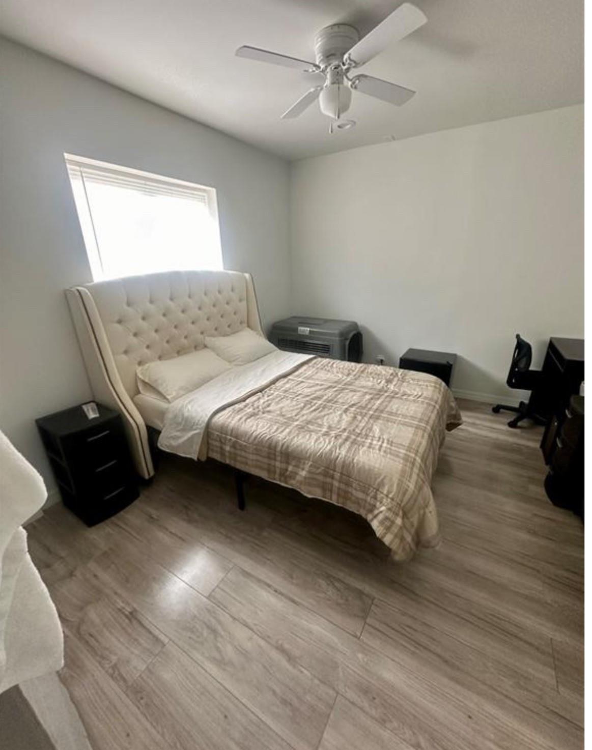 Hollywood Little Ranches - Residential Lease