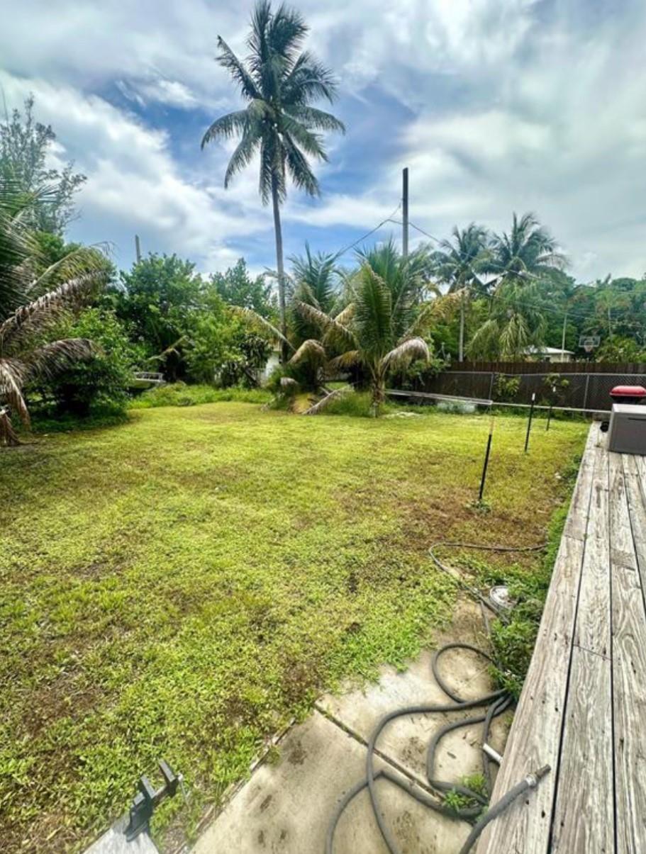 Hollywood Little Ranches - Residential Lease