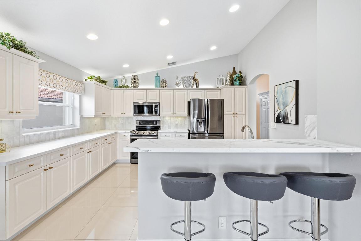 TOWNE PARK TR J - Residential