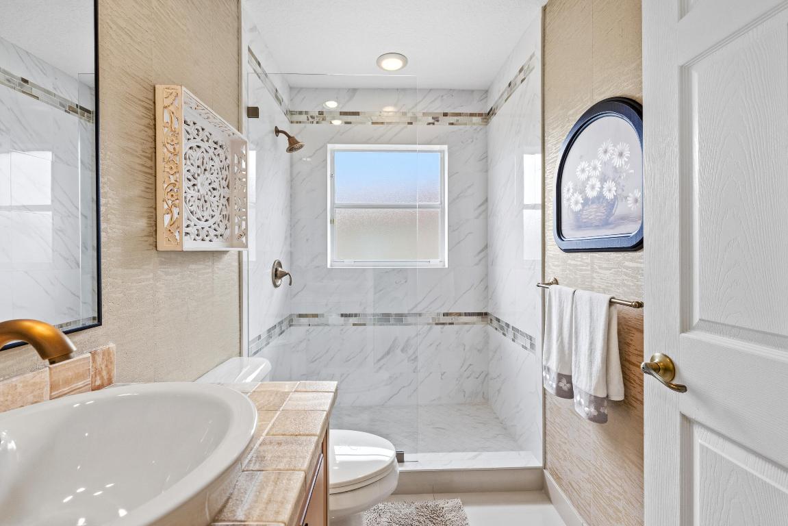 TOWNE PARK TR J - Residential