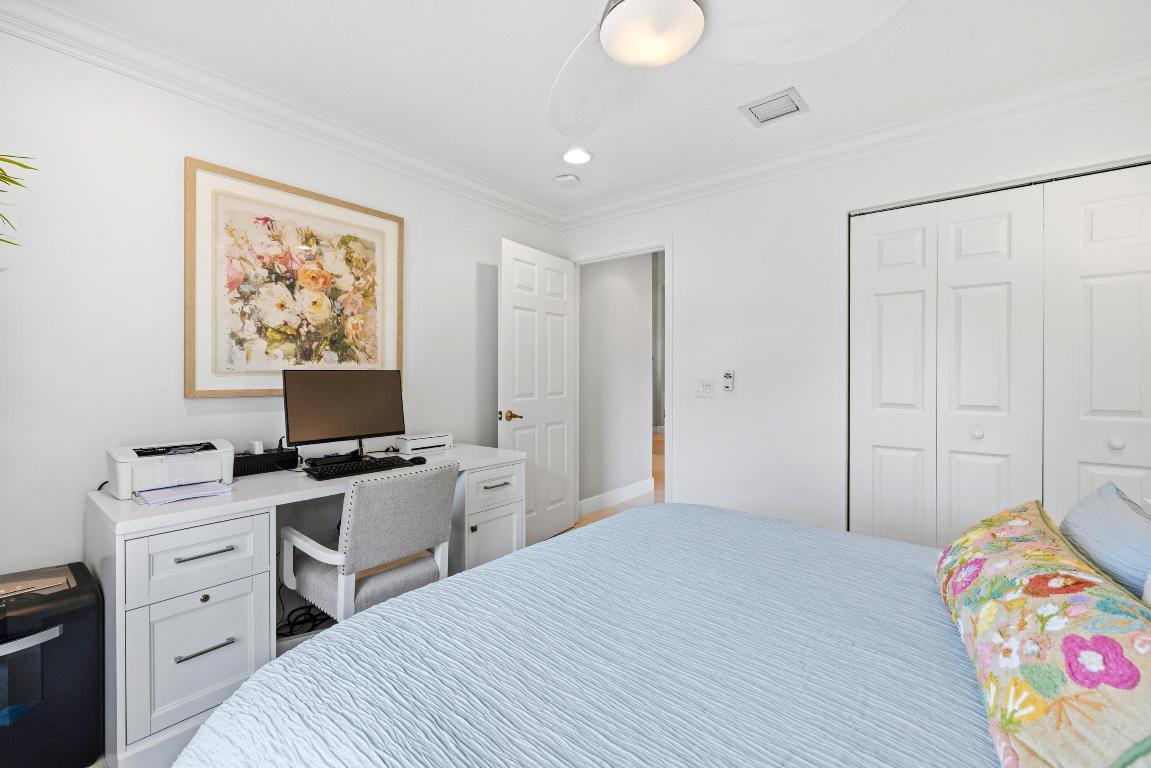 TOWNE PARK TR J - Residential