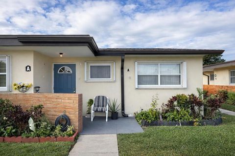 2947 Ashley Drive W Apt A West Palm Beach FL 33415