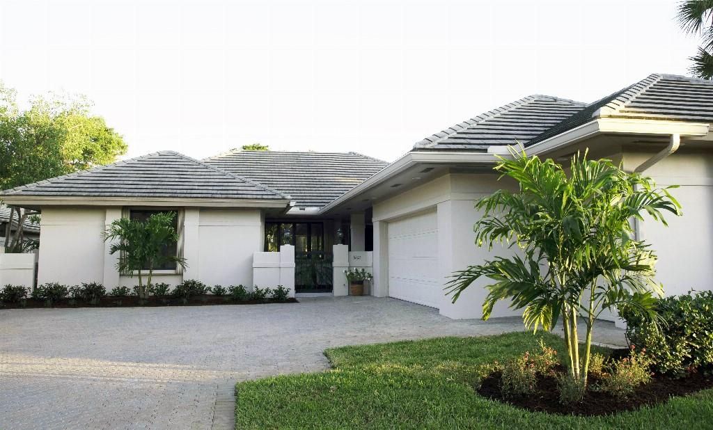 Photo of 6102 SE Oakmont Pl, Stuart, FL 34997 (MLS # F10496849)