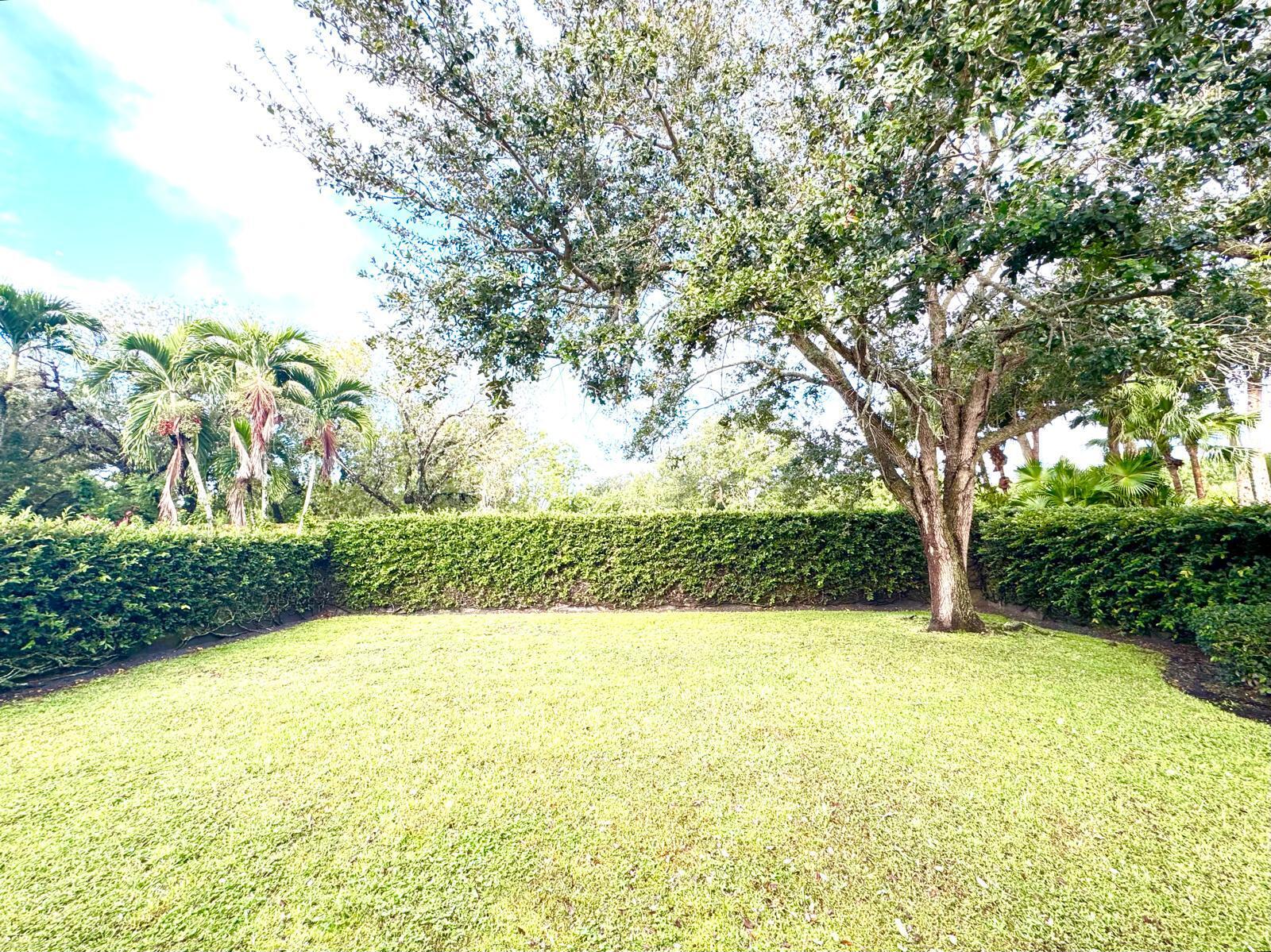 THE MEADOWS AT MARTIN DOWNS - Residential Lease