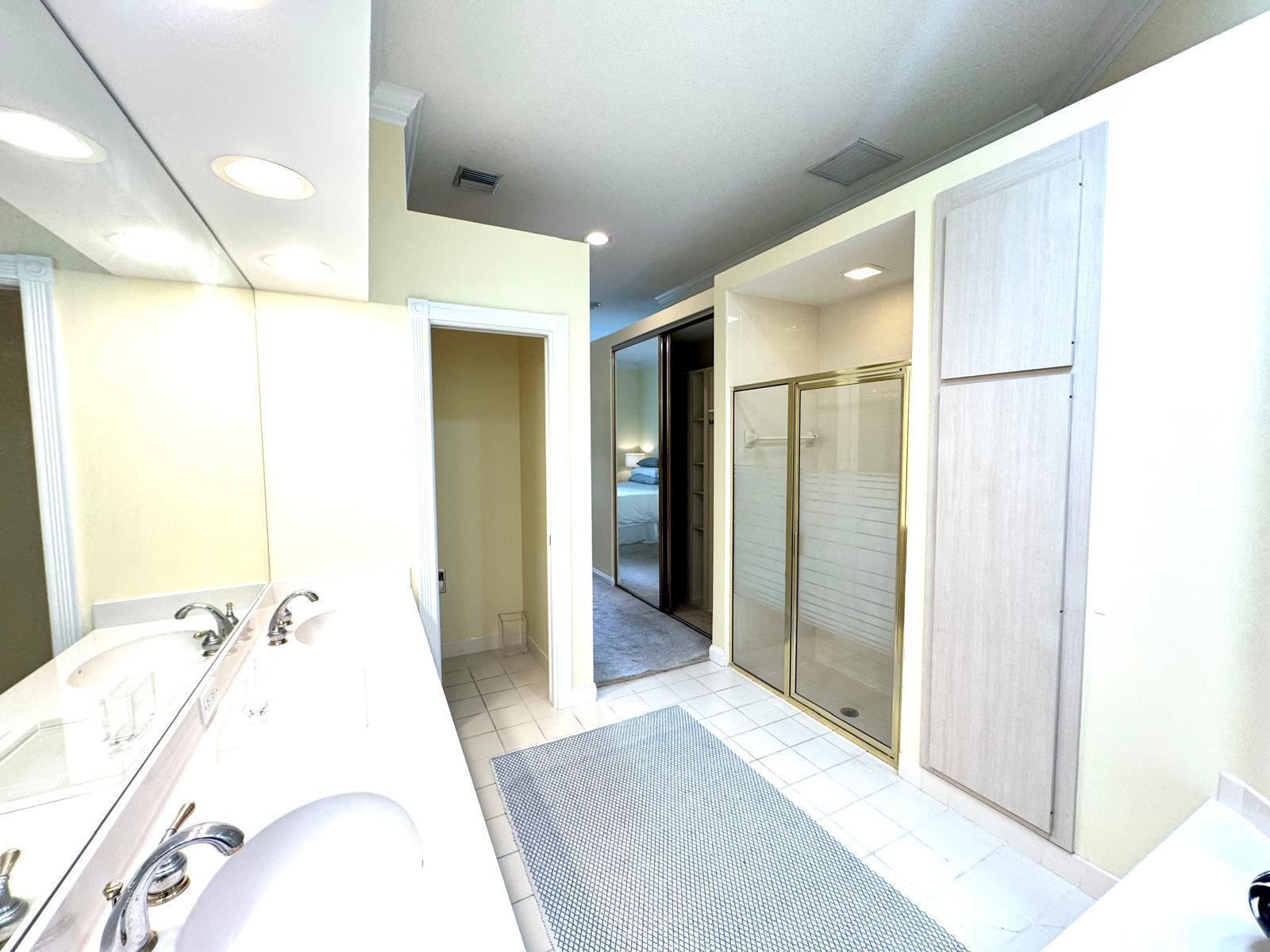 THE MEADOWS AT MARTIN DOWNS - Residential Lease