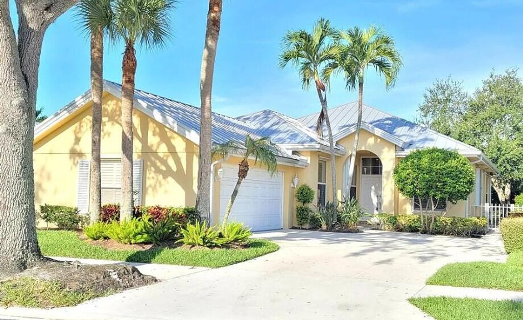 Photo of 2871 SW Brighton Way #2871, Palm City, FL 34990 (MLS # B26028020)