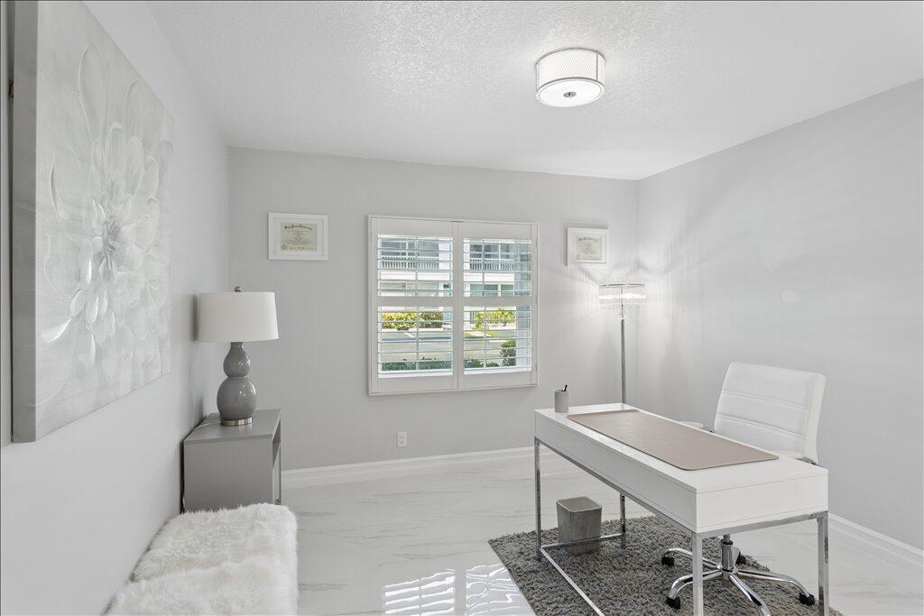 BAY COLONY CLUB CONDO - Residential
