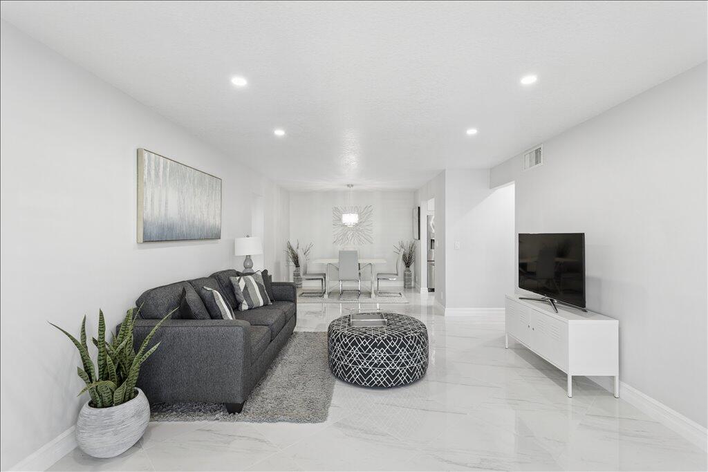 6379 Bay Club Drive 2