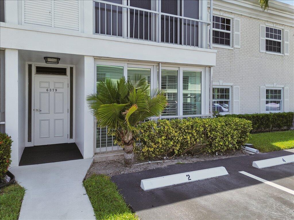 BAY COLONY CLUB CONDO - Residential