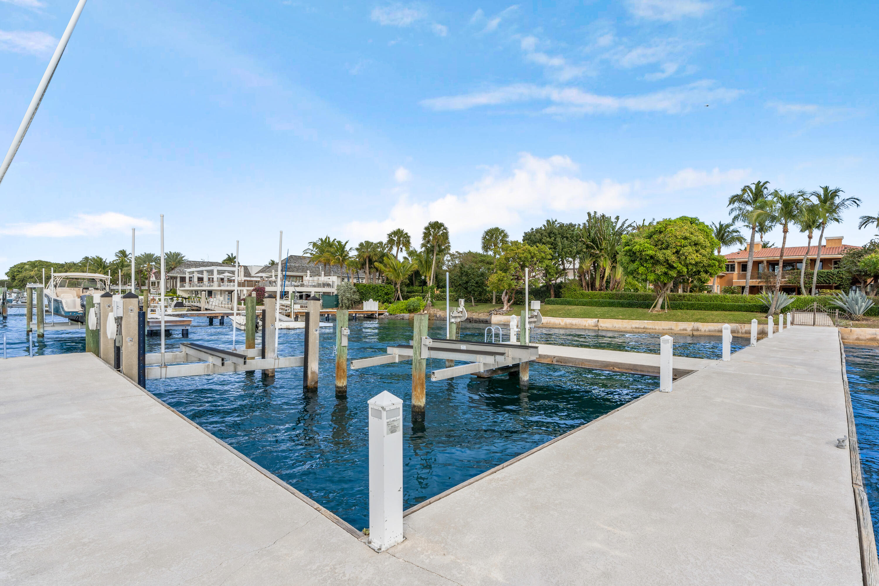 WALTON TR IN - Residential