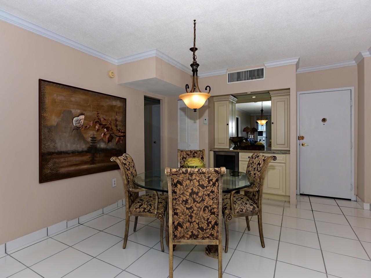 PATRICIAN OF PALM BEACH C - Residential Lease