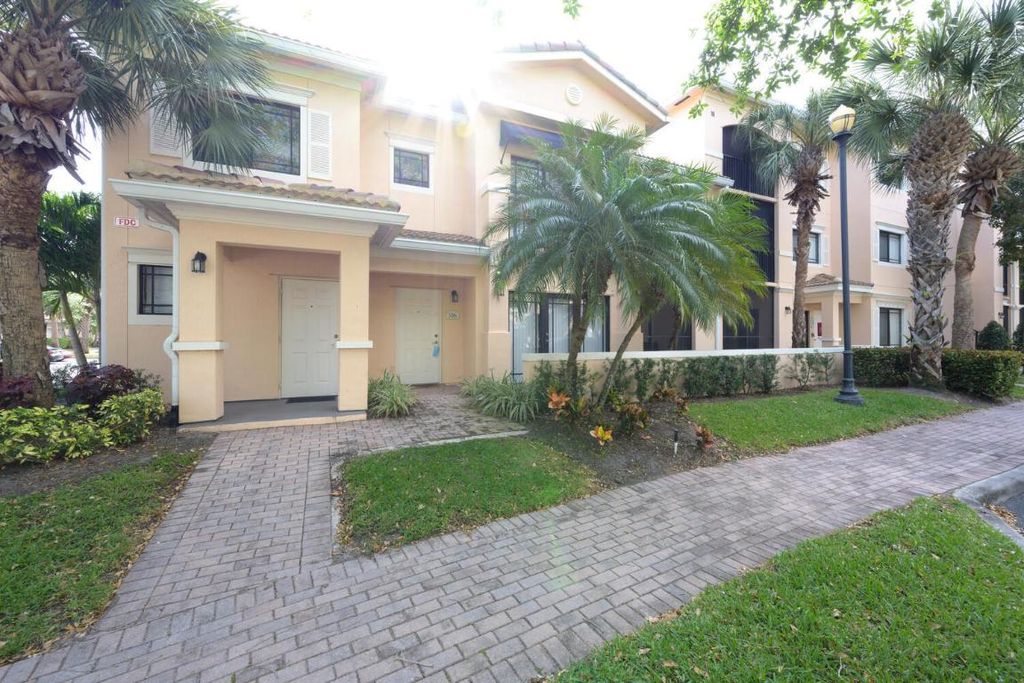 Photo of 2808 Amalei Drive #106, Palm Beach Gardens, FL 33410 (MLS # R10973698)