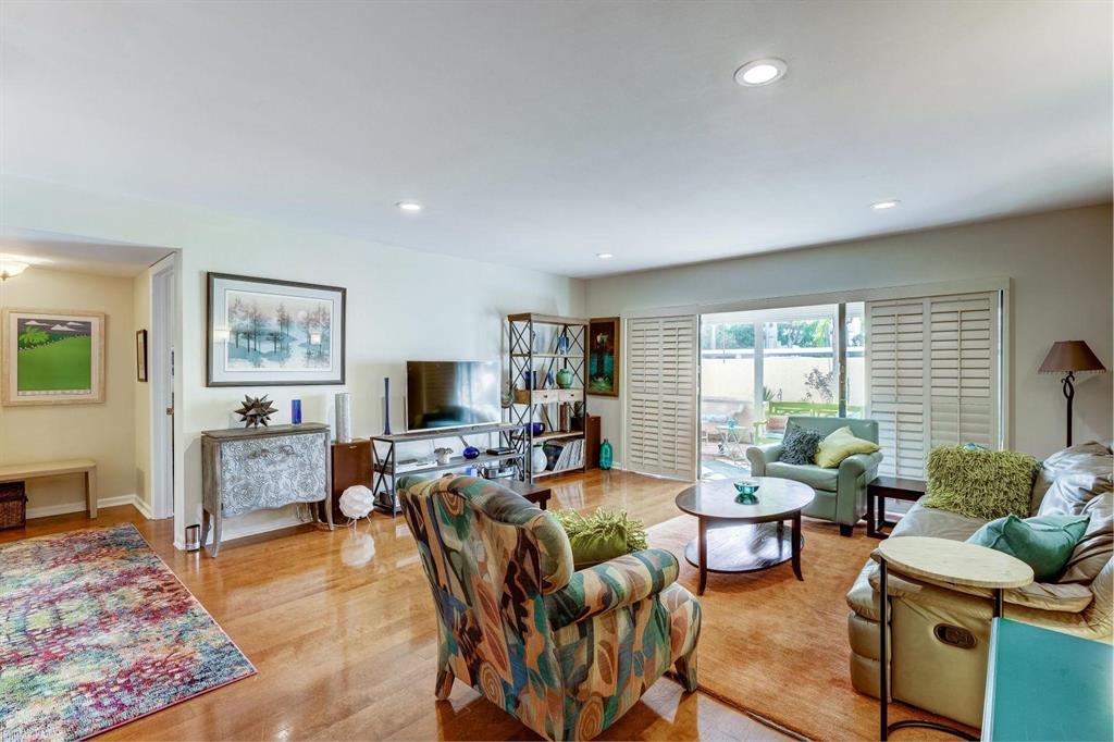 OCEAN PARKS CONDO - Residential