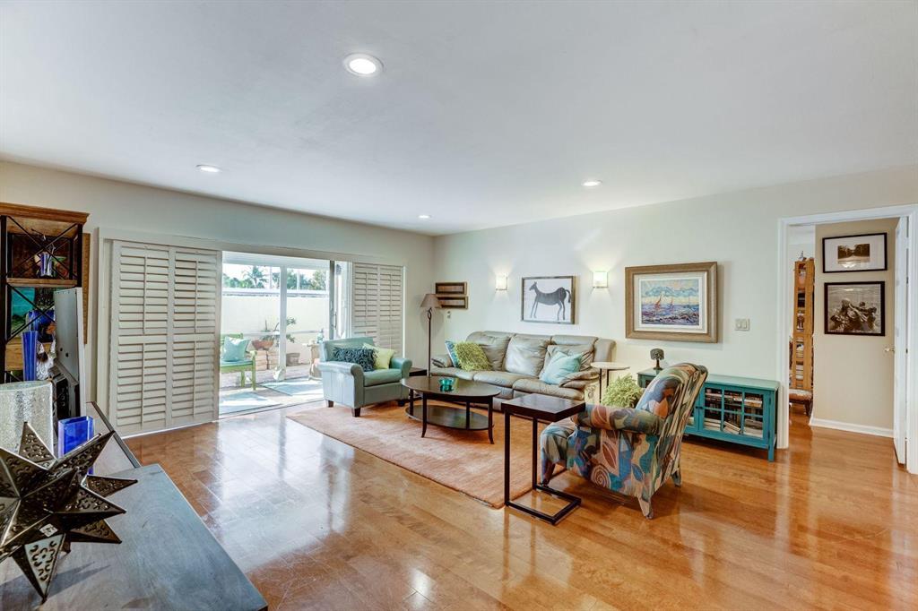 OCEAN PARKS CONDO - Residential