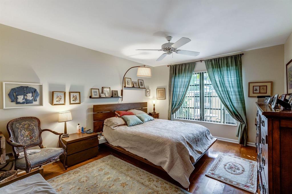 OCEAN PARKS CONDO - Residential