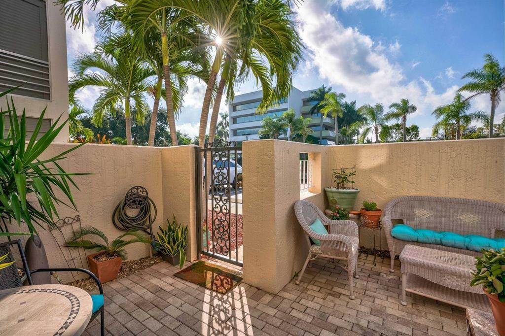 OCEAN PARKS CONDO - Residential