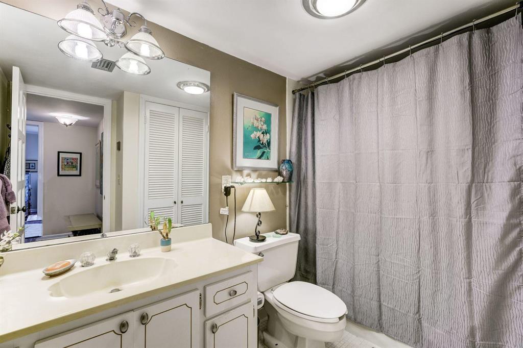 OCEAN PARKS CONDO - Residential