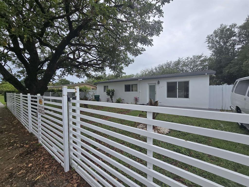 Ives Estates Sec 03 - Residential Lease