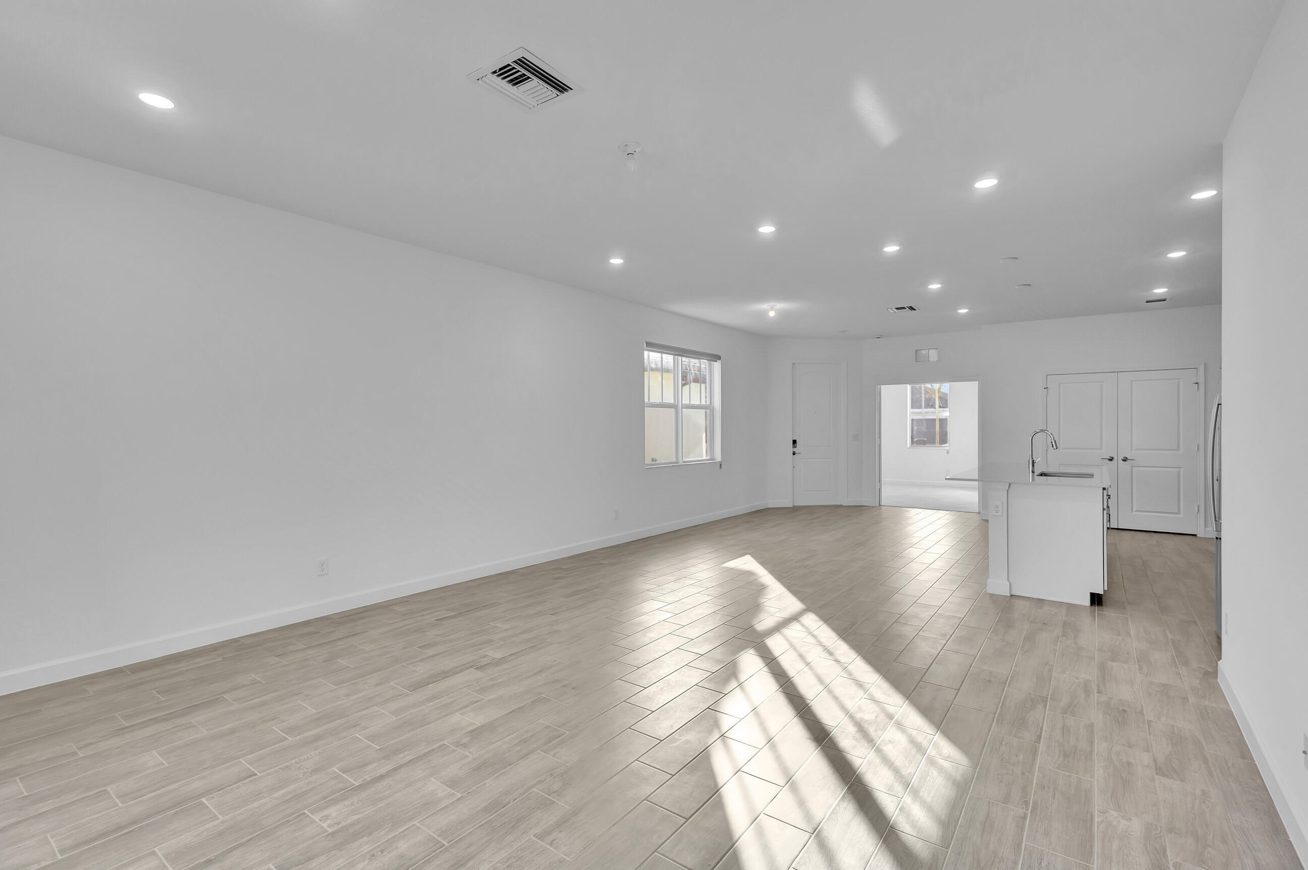 ARDEN PUD POD I SOUTH - Residential Lease