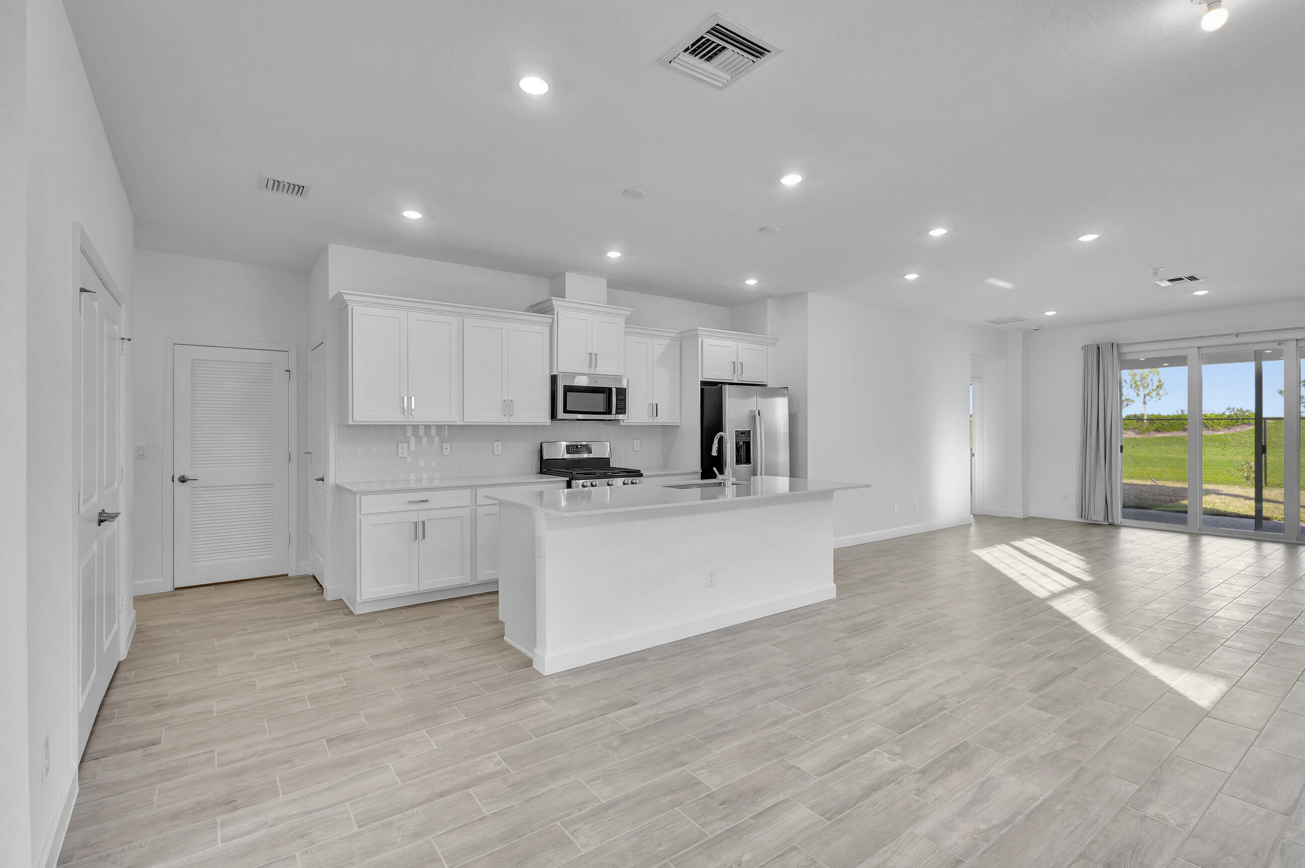 ARDEN PUD POD I SOUTH - Residential Lease