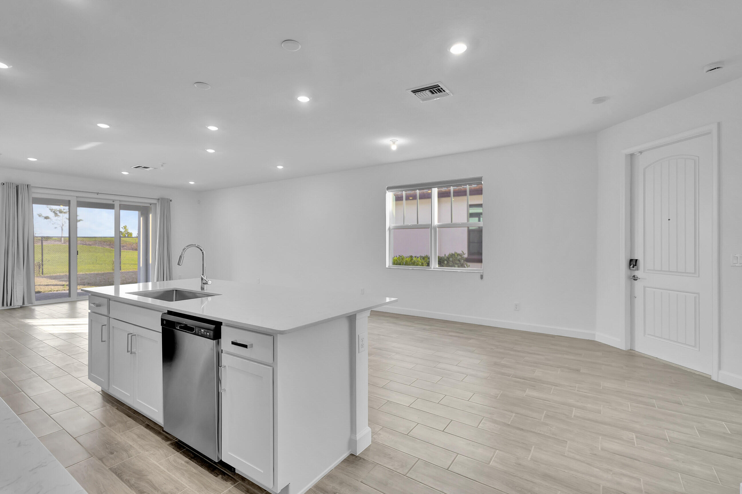 ARDEN PUD POD I SOUTH - Residential Lease