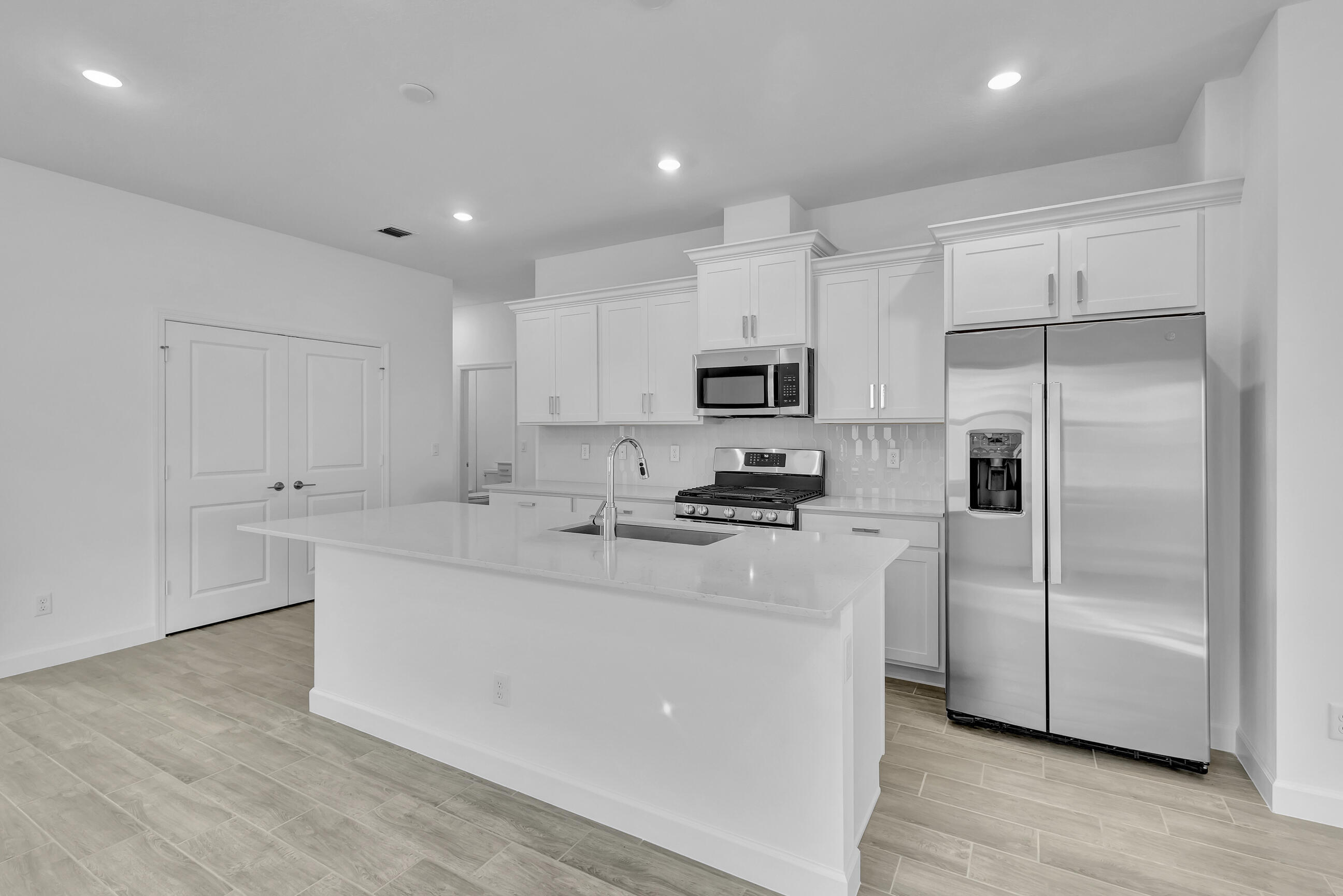 ARDEN PUD POD I SOUTH - Residential Lease