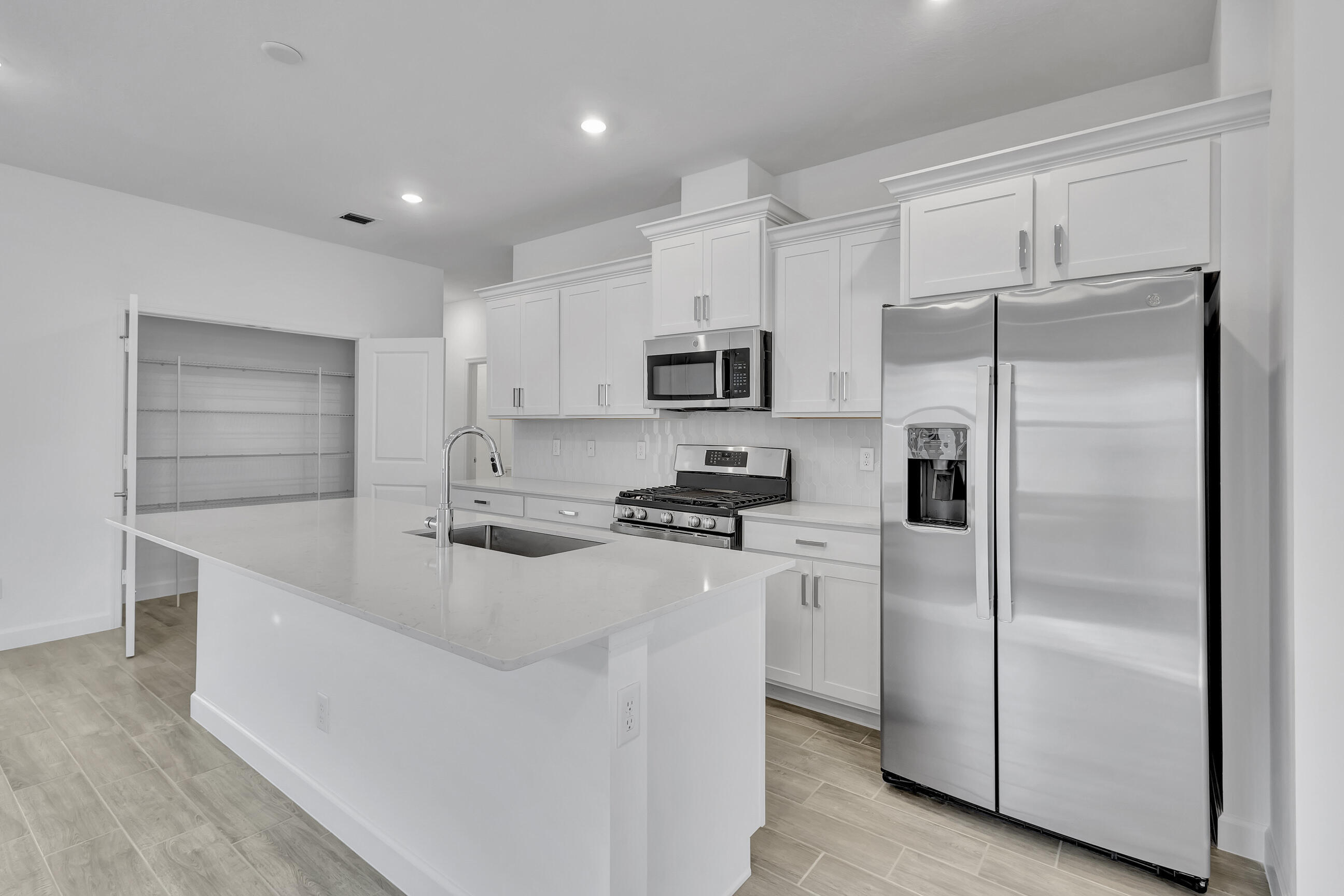 ARDEN PUD POD I SOUTH - Residential Lease