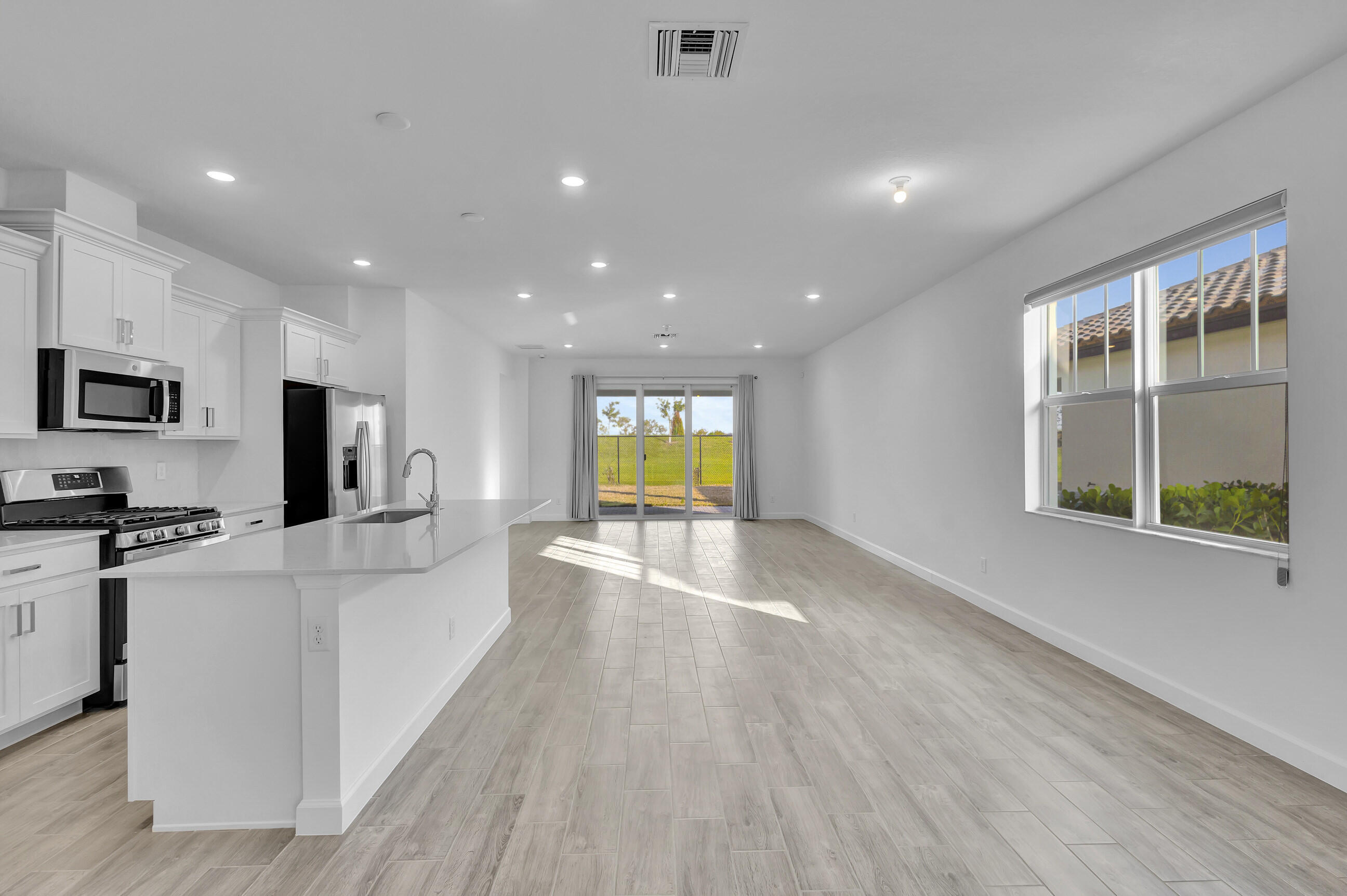 ARDEN PUD POD I SOUTH - Residential Lease
