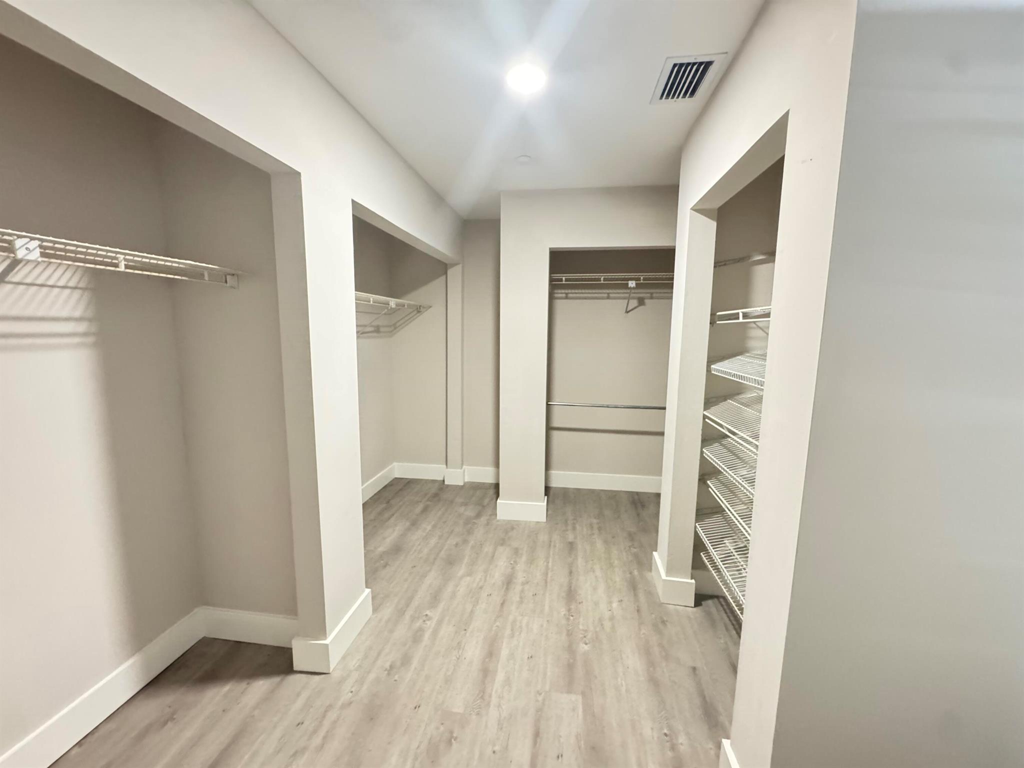 DELRAY VILLAS 5 - Residential Lease