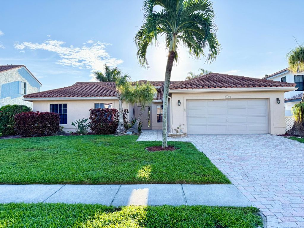 Photo of 5609 Descartes Circle, Boynton Beach, FL 33472 (MLS # R11123345)