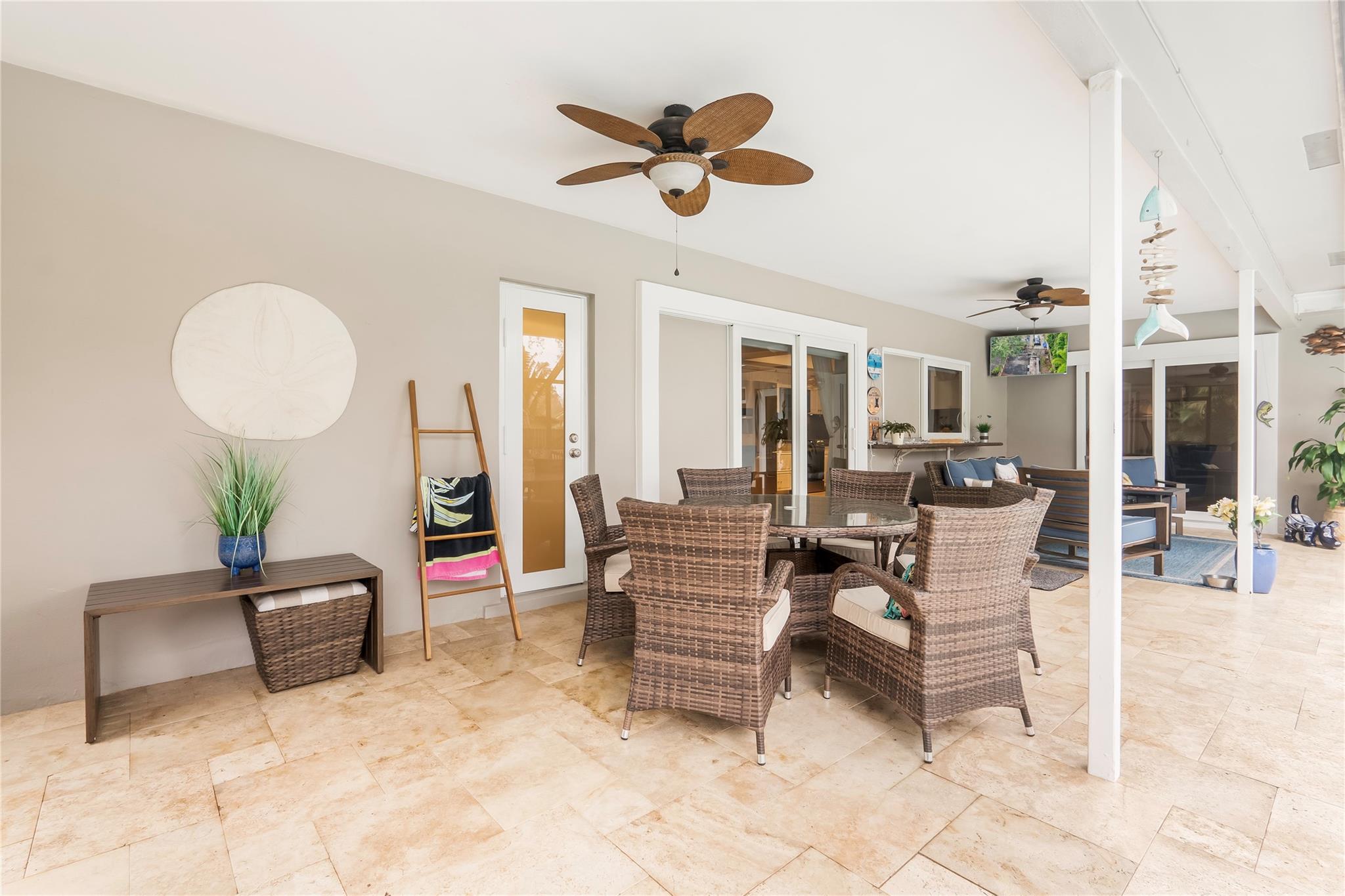 Plantations Secluded Gard - Residential