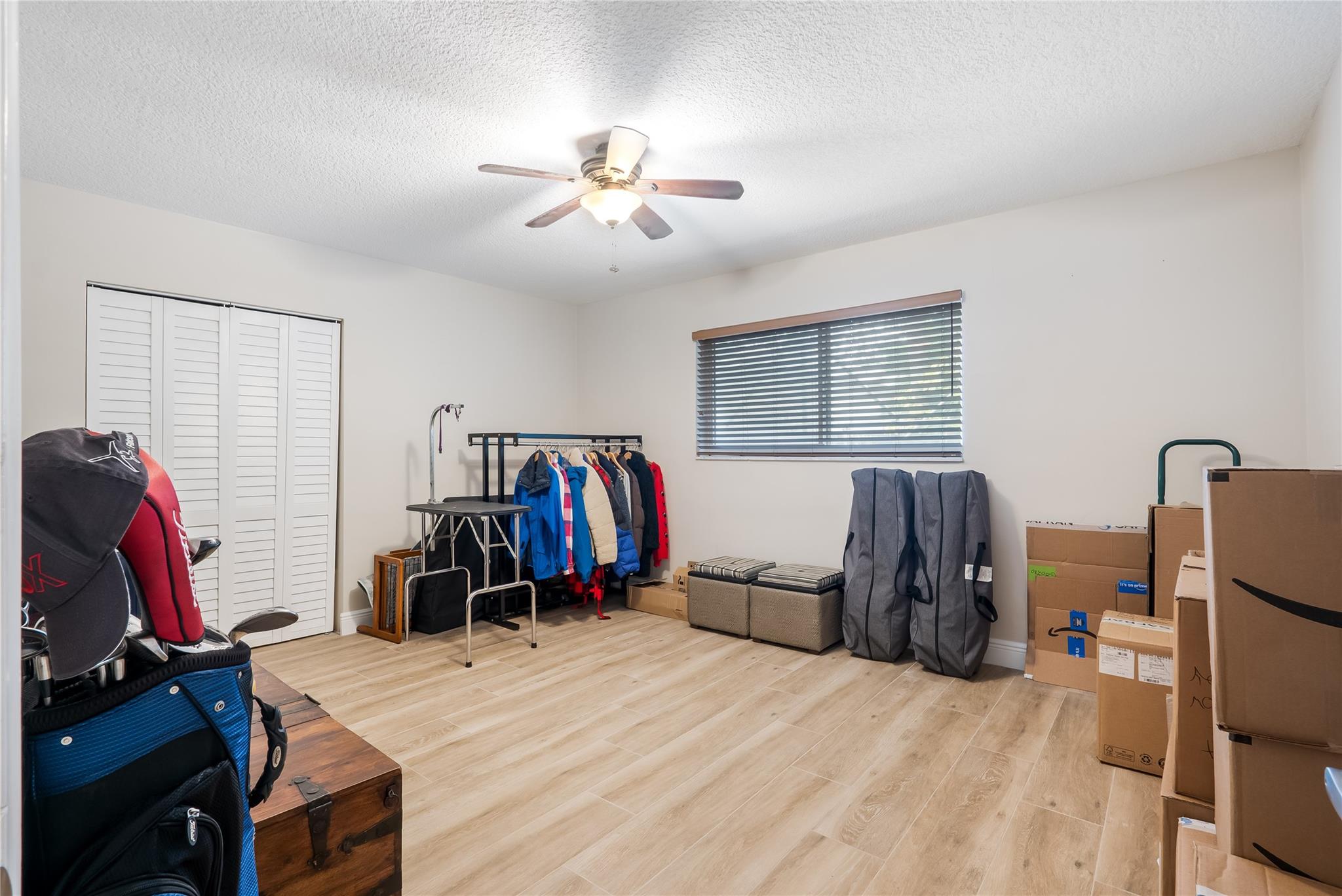 Plantations Secluded Gard - Residential