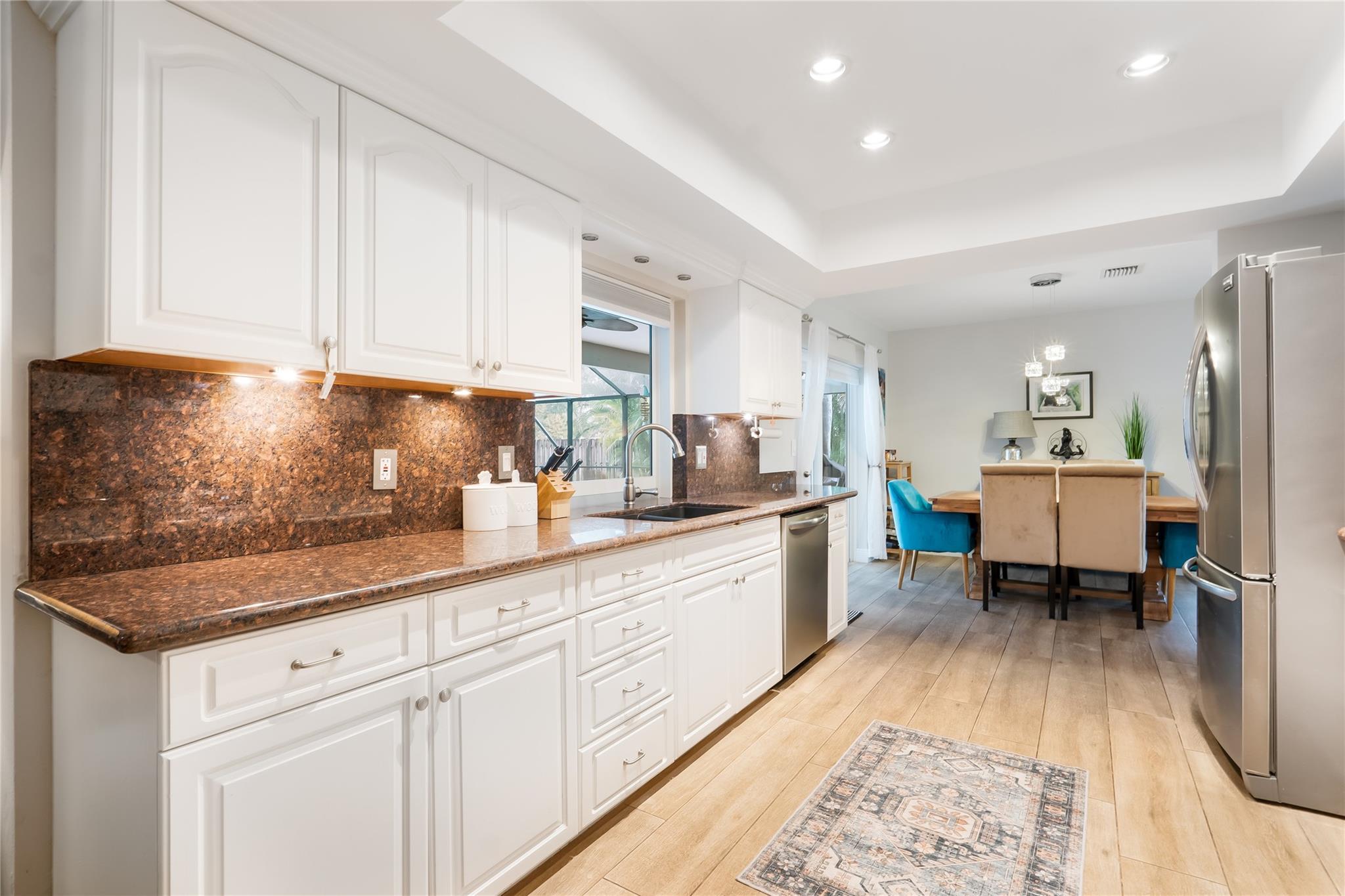 Plantations Secluded Gard - Residential