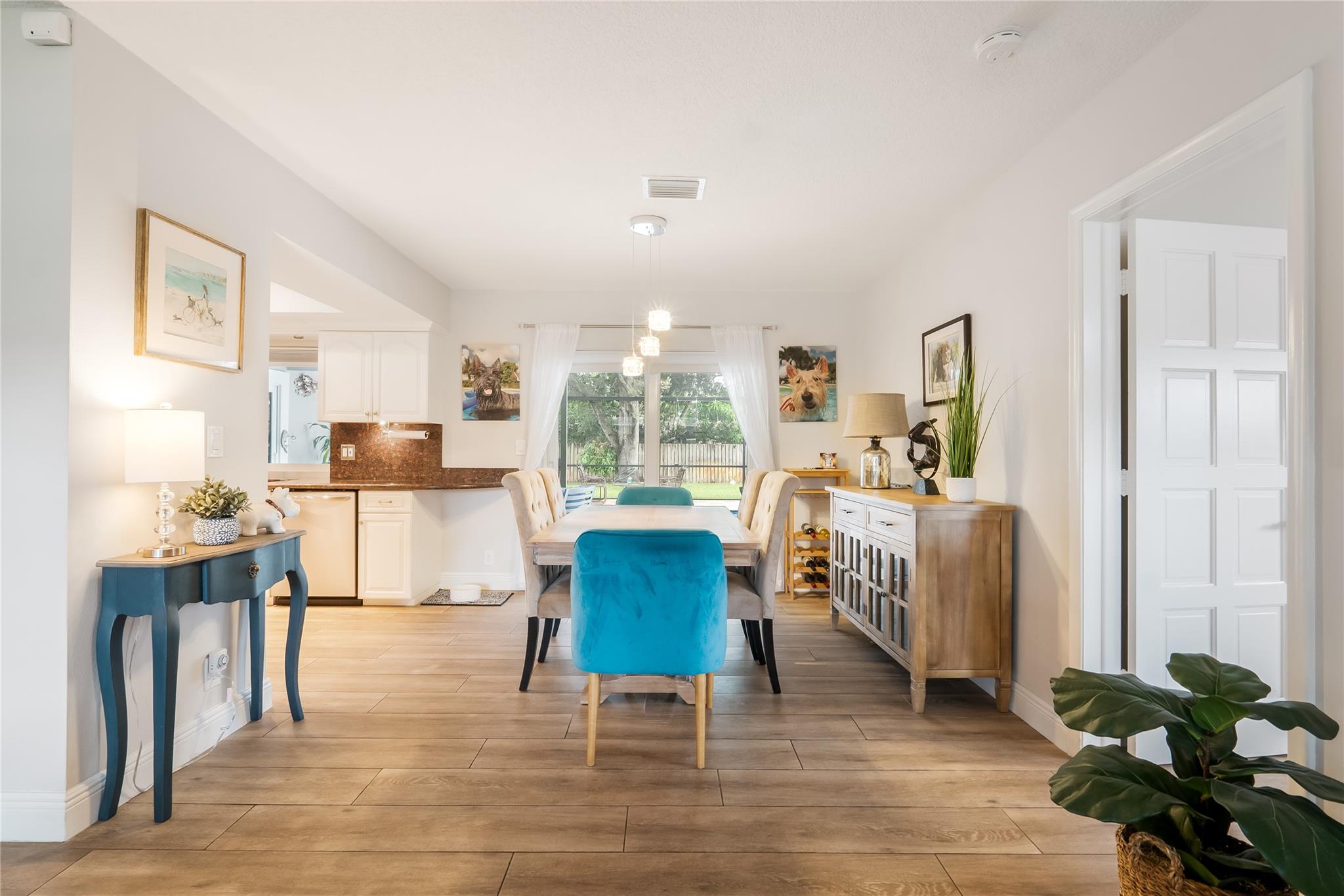 Plantations Secluded Gard - Residential