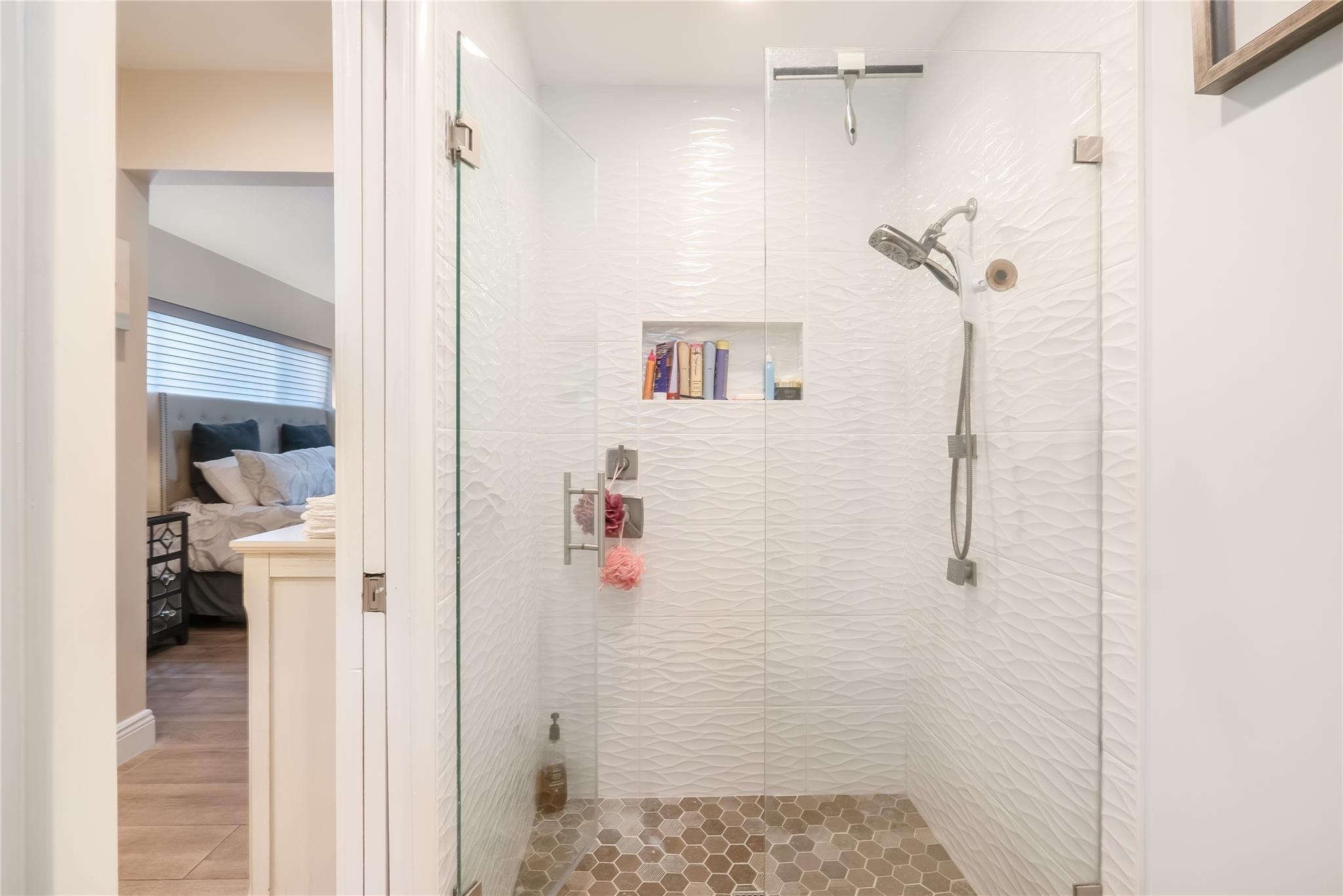 Plantations Secluded Gard - Residential