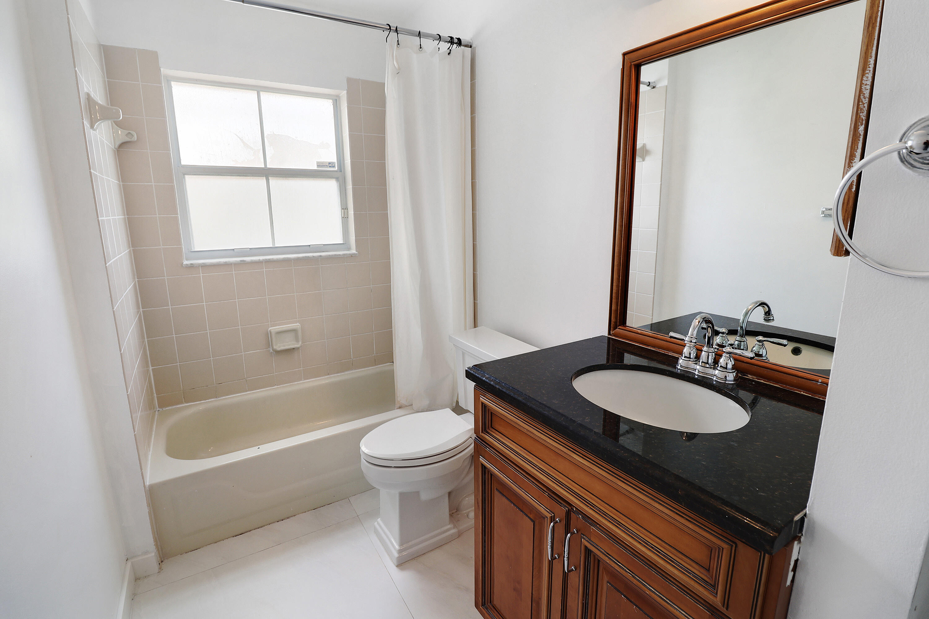 WYNDHAM LAKES NORTH - Residential