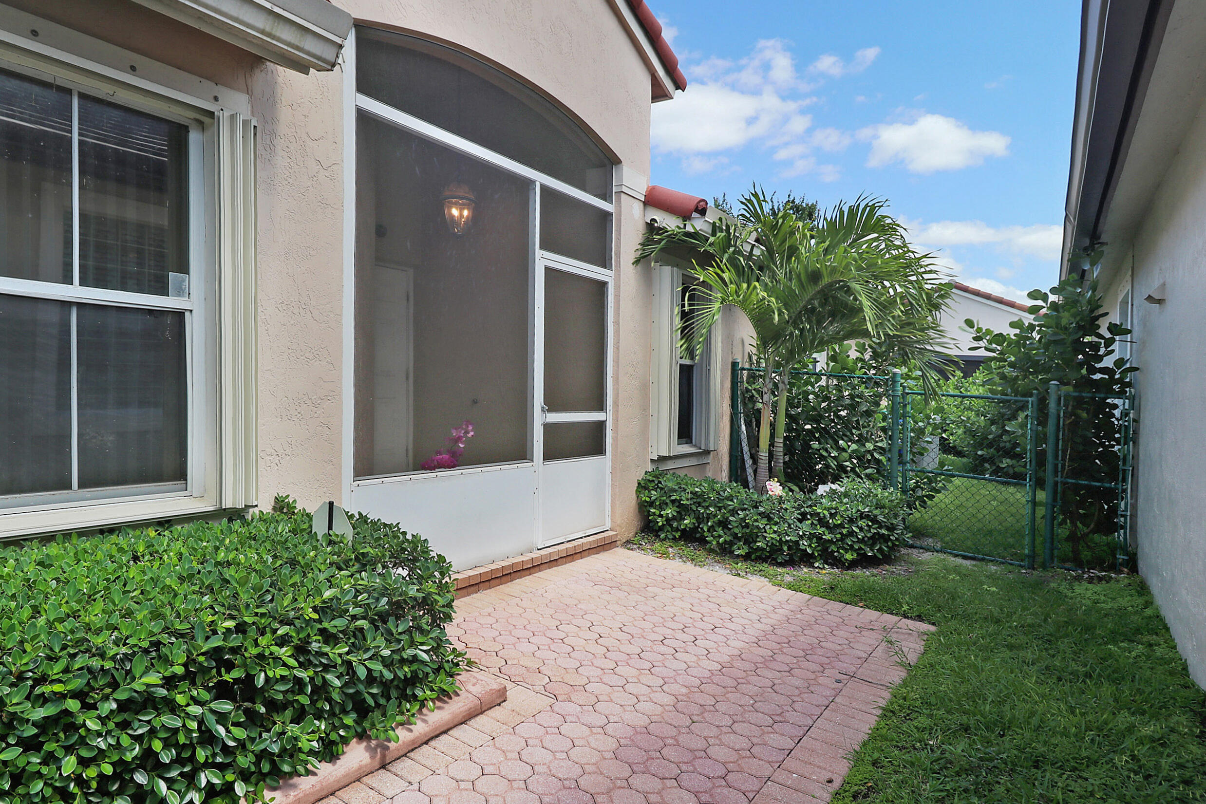 WYNDHAM LAKES NORTH - Residential