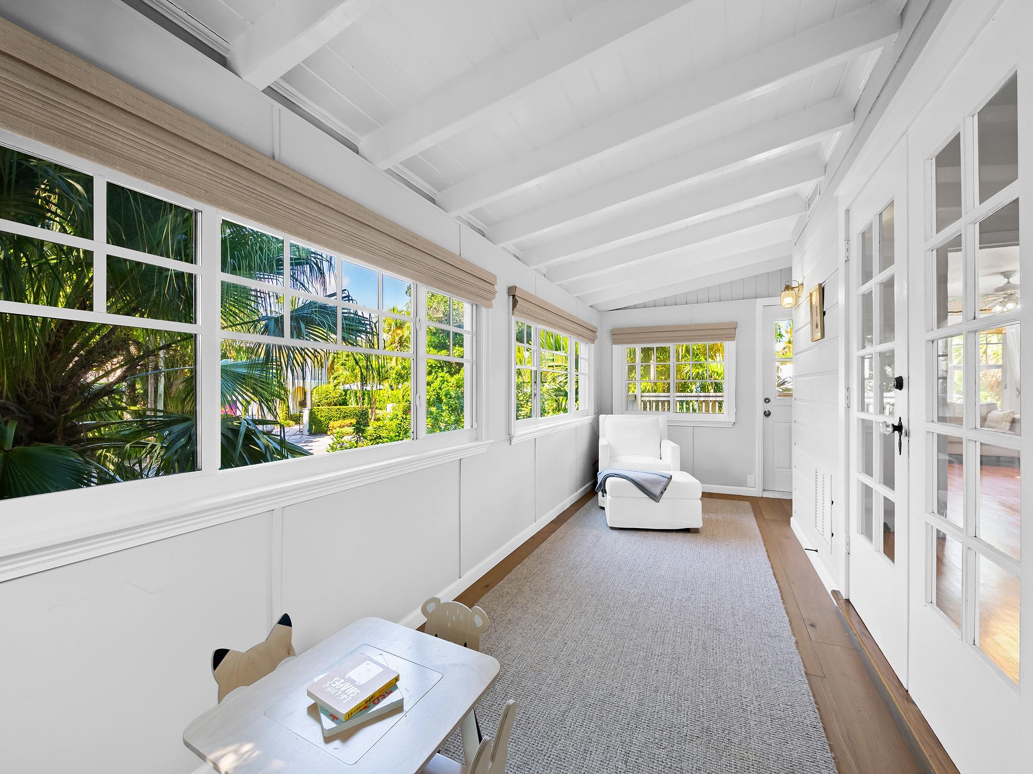 VICTORIA PARK CORR AMEN P - Residential