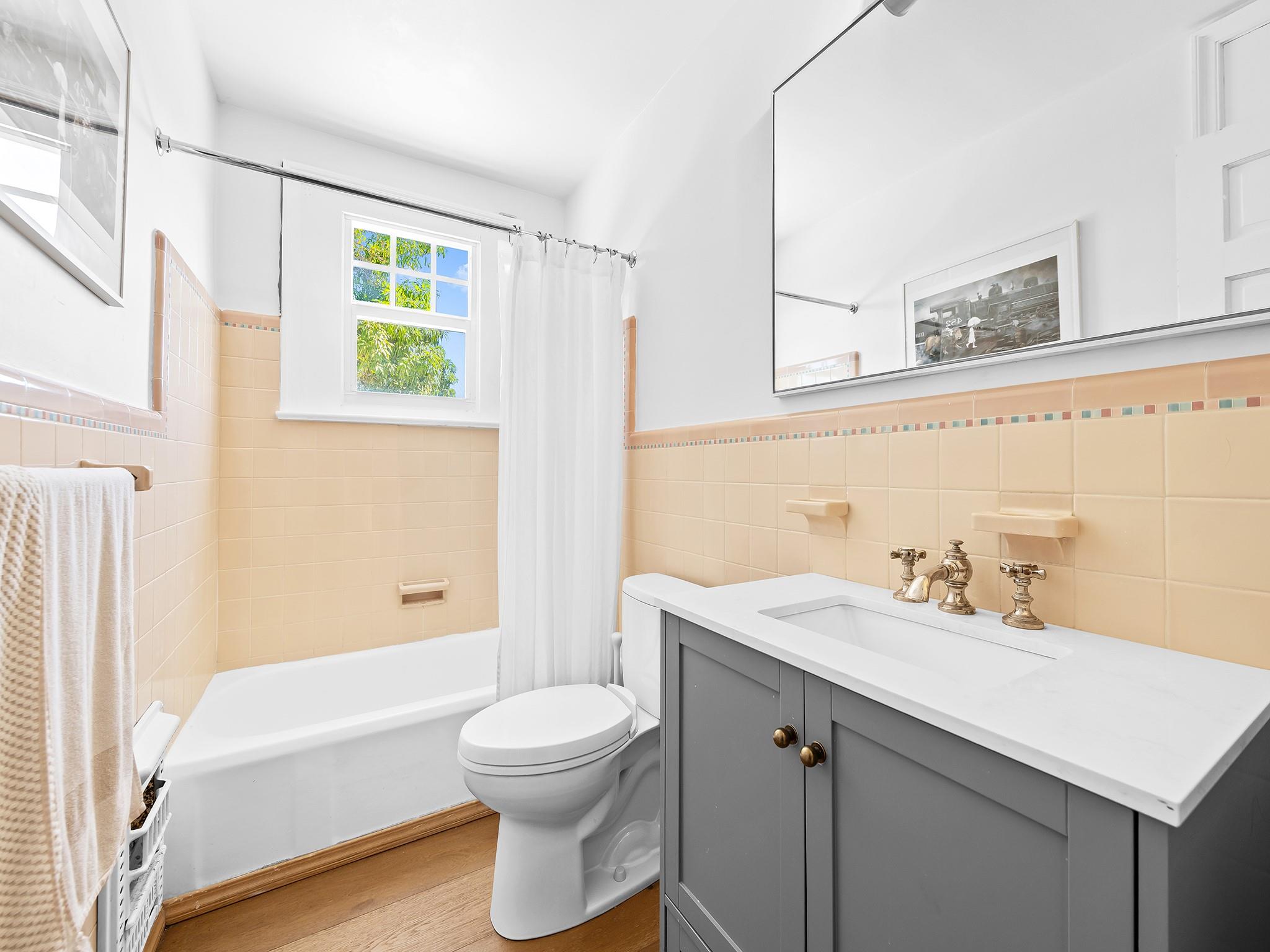 VICTORIA PARK CORR AMEN P - Residential