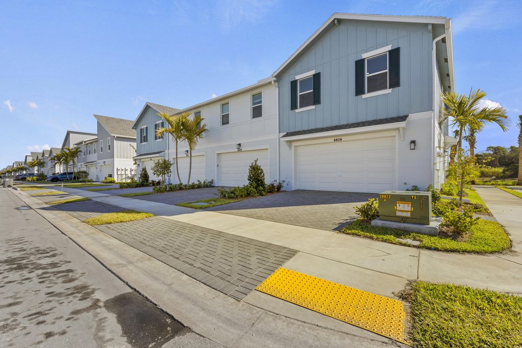 Photo of 4404 Longwood Lake Square, The Acreage, FL 33470 (MLS # B26019637)