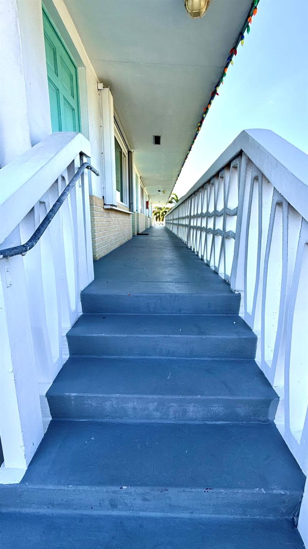 Photo of 2102 Lake Osborne Drive #15, Lake Worth Beach, FL 33461 (MLS # R11150261)