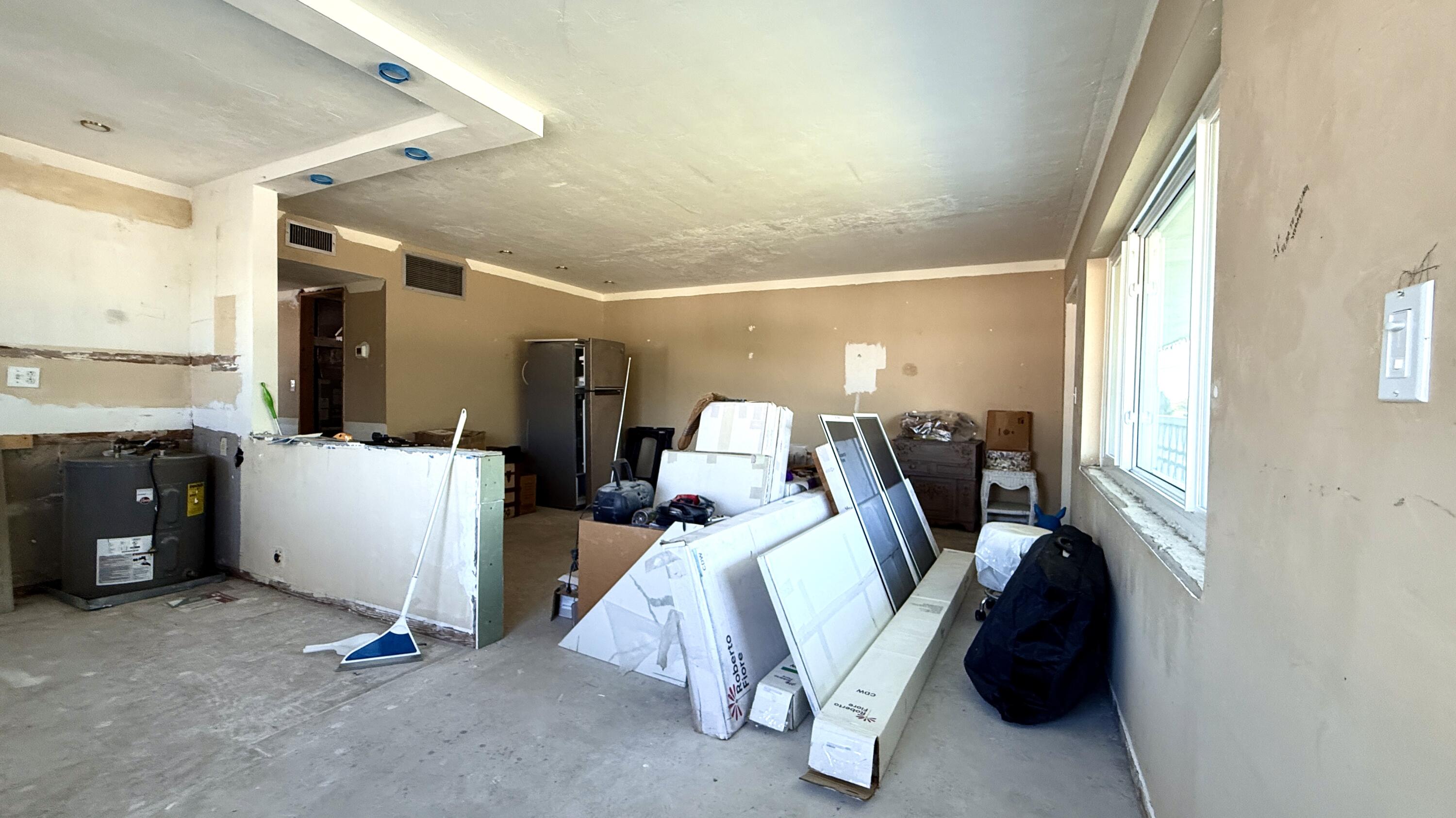 2102 Lake Osborne Drive 15