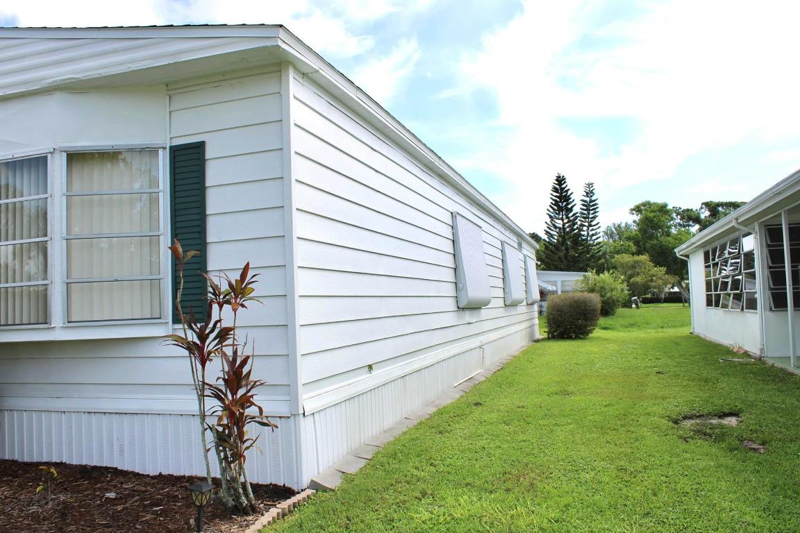 Spanish Lakes Riverfront - Residential