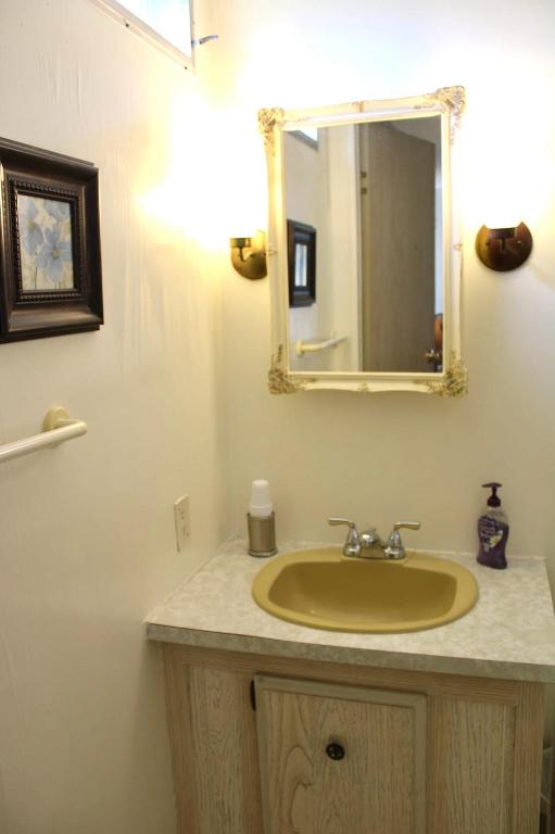 Spanish Lakes Riverfront - Residential