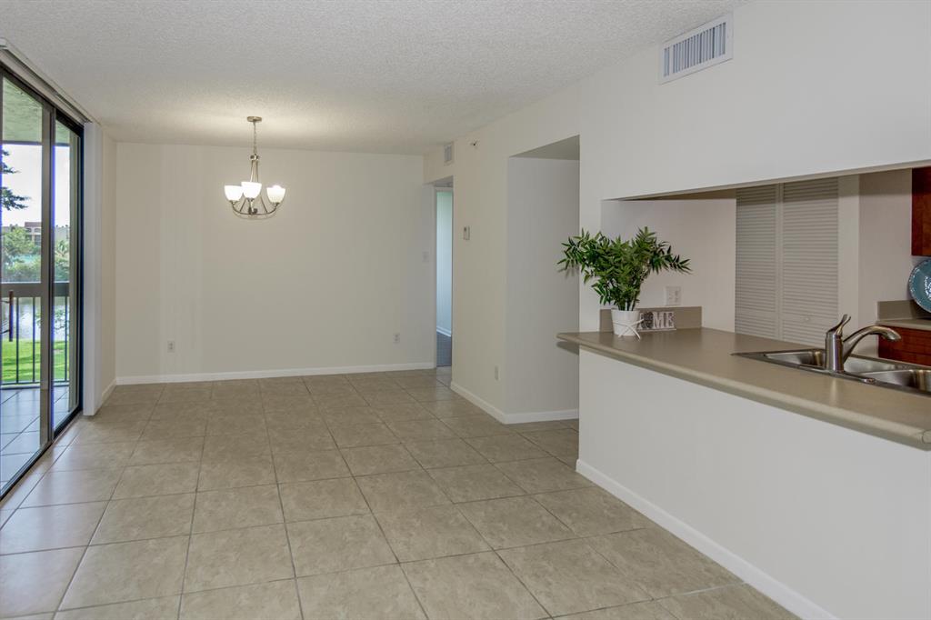 LAKESIDE CONDO - Residential