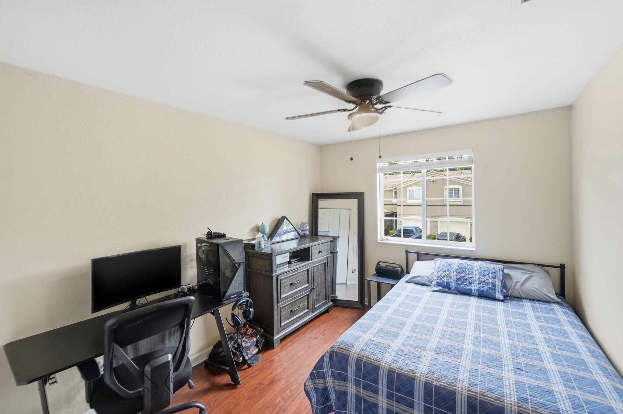 THIRD REPLAT OF PORTOFINO - Residential