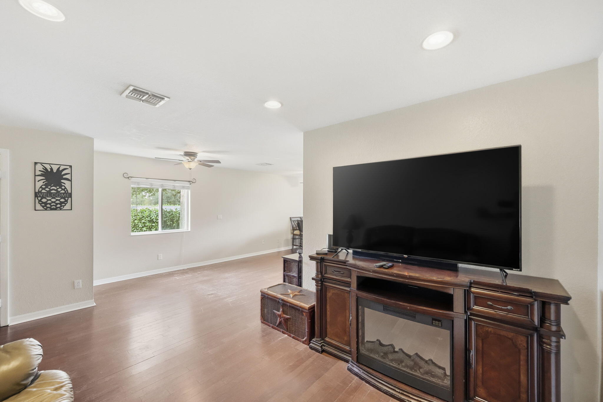 THIRD REPLAT OF PORTOFINO - Residential