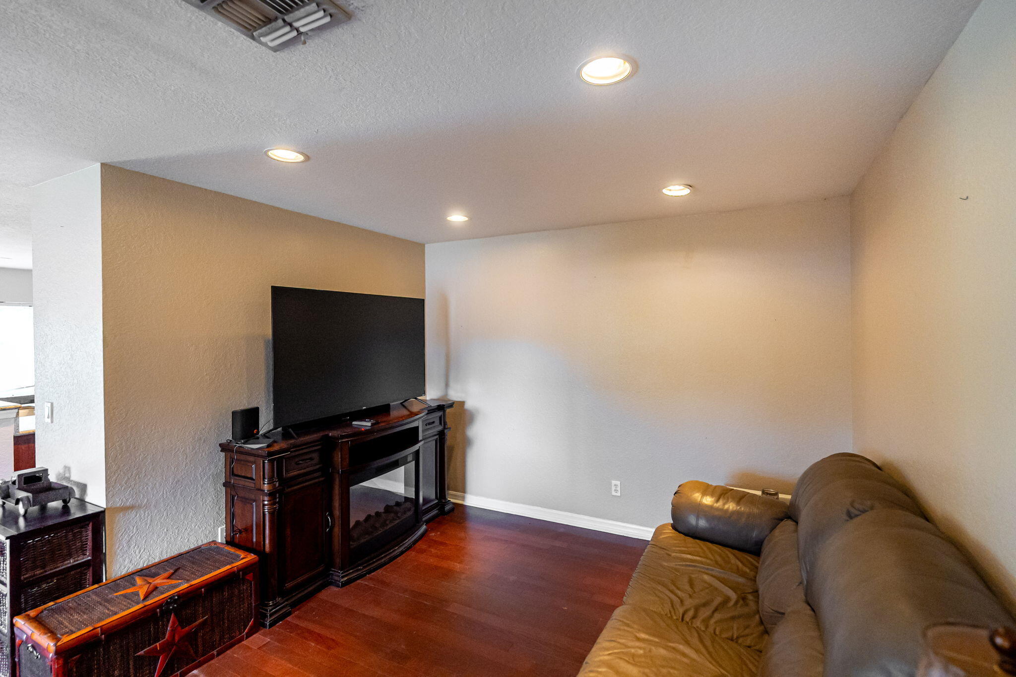 THIRD REPLAT OF PORTOFINO - Residential