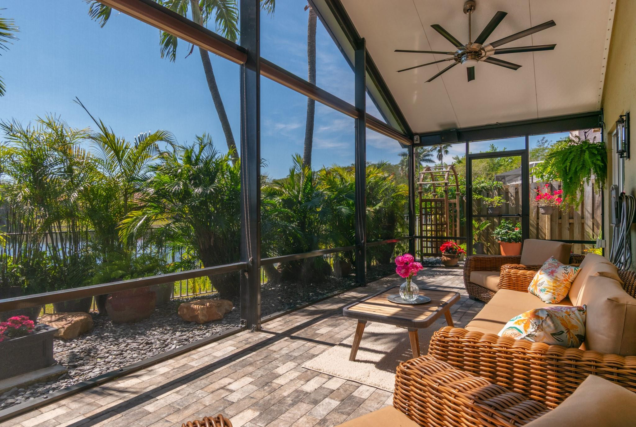 Country Isles Garden Homes - Residential